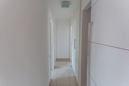 Apartamento à venda com 84m², 3 quartos e 2 vagasCorredor