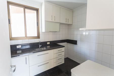 Apartamento à venda com 84m², 3 quartos e 2 vagasCozinha