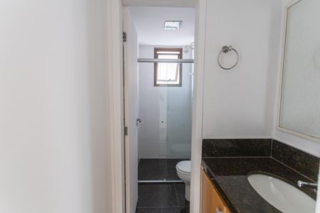 Apartamento à venda com 84m², 3 quartos e 2 vagasBanheiro Social
