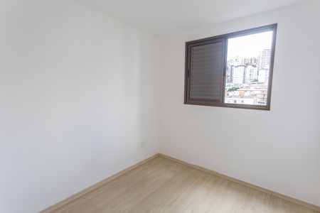 Apartamento à venda com 84m², 3 quartos e 2 vagasQuarto 3