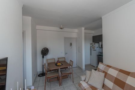 Apartamento para alugar com 56m², 2 quartos e 1 vagaSala de Estar/Jantar 