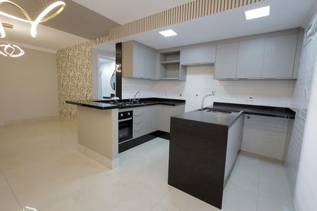 Apartamento à venda com 63m², 2 quartos e 2 vagasCozinha
