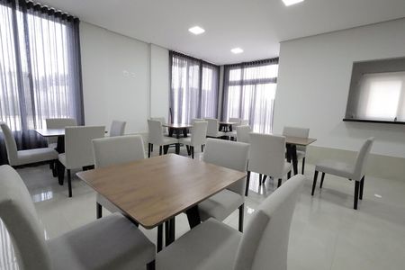 Apartamento à venda com 63m², 2 quartos e 2 vagasÁrea comum - Salão de festas