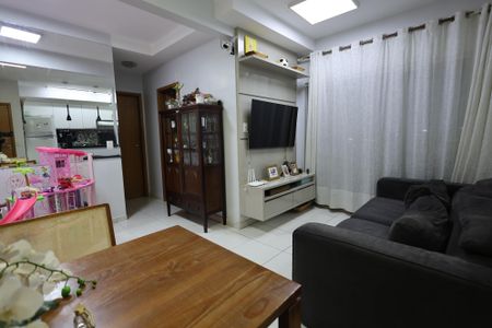 Sala de apartamento para alugar com 2 quartos, 62m² em Parque Amazonia, Goiânia