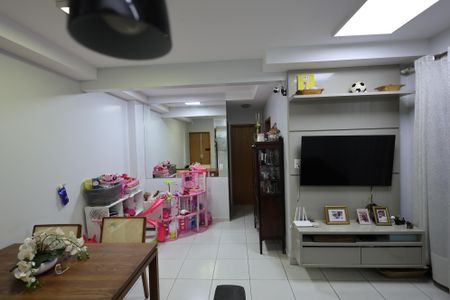 Sala de apartamento para alugar com 2 quartos, 62m² em Parque Amazonia, Goiânia