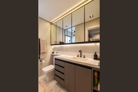 Apartamento à venda com 98m², 2 quartos e 2 vagasBanheiro da Suíte 2