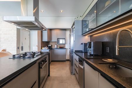 Apartamento à venda com 98m², 2 quartos e 2 vagasCozinha