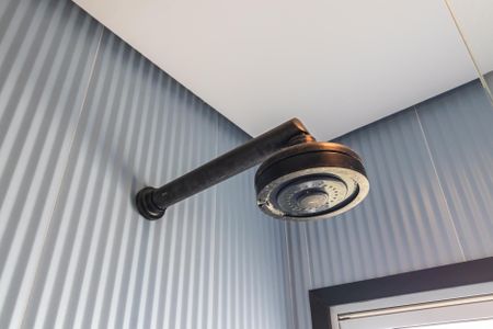 Apartamento à venda com 98m², 2 quartos e 2 vagasBanheiro da Suíte 1