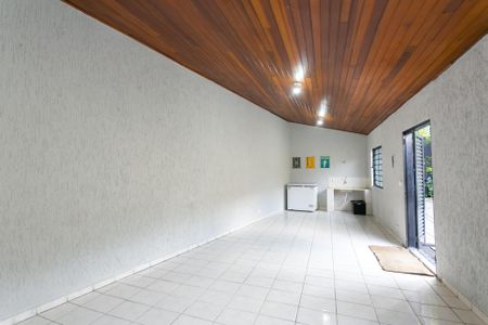 Casa de condomínio para alugar com 77m², 2 quartos e 1 vagaÁrea comum - Salão de Festas
