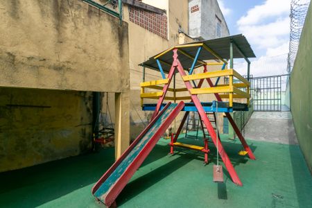 Casa de condomínio para alugar com 77m², 2 quartos e 1 vagaÁrea comum - Playground