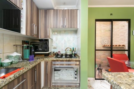 Casa de condomínio para alugar com 77m², 2 quartos e 1 vagaCozinha 