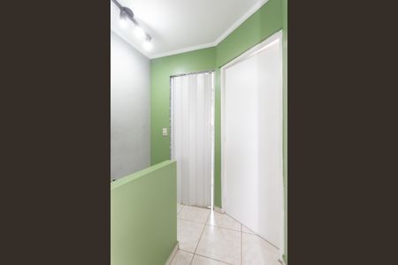 Casa de condomínio para alugar com 77m², 2 quartos e 1 vagaHall do Quarto 