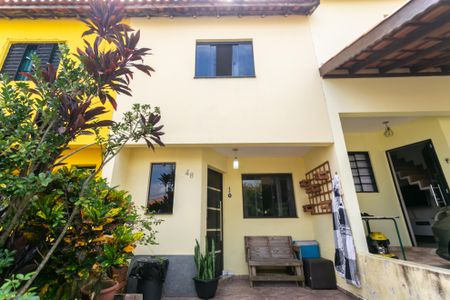 Casa de condomínio para alugar com 77m², 2 quartos e 1 vagaFachada da Casa 