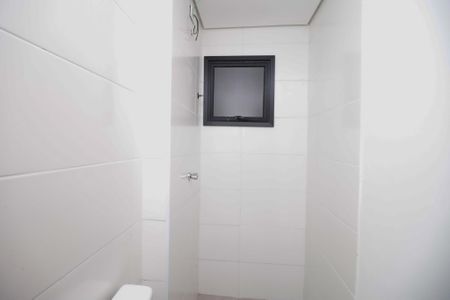 Banheiro de apartamento à venda com 1 quarto, 29m² em Parada Inglesa, São Paulo