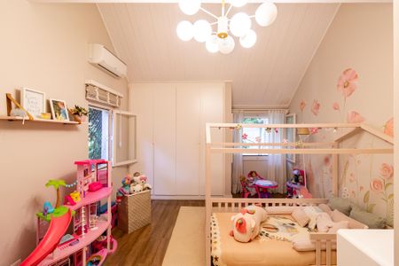 Casa à venda com 550m², 3 quartos e 2 vagas