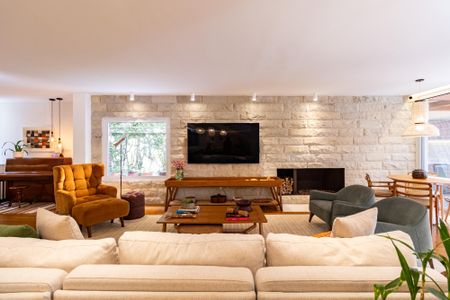 Casa à venda com 550m², 3 quartos e 2 vagas