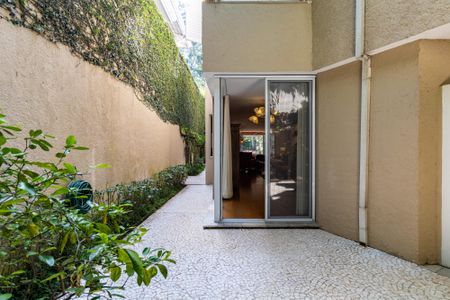 Casa à venda com 550m², 3 quartos e 2 vagas