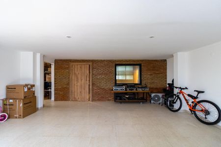 Casa à venda com 550m², 3 quartos e 2 vagas