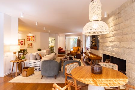 Casa à venda com 550m², 3 quartos e 2 vagas