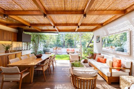 Casa à venda com 550m², 3 quartos e 2 vagas