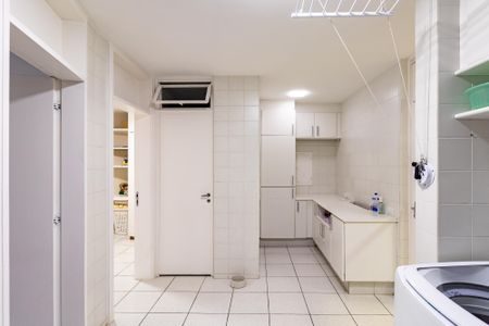 Casa à venda com 550m², 3 quartos e 2 vagas