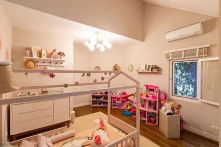 Casa à venda com 550m², 3 quartos e 2 vagas