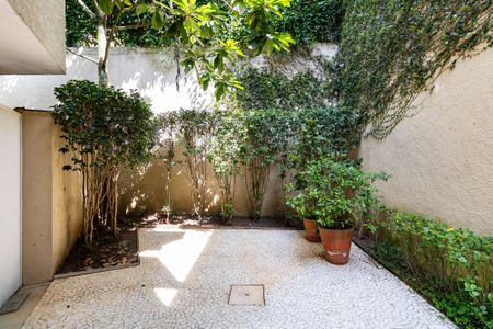 Casa à venda com 550m², 3 quartos e 2 vagas