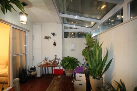 Apartamento para alugar com 3 quartos, 73m² em Jardim Caboré, São Paulo