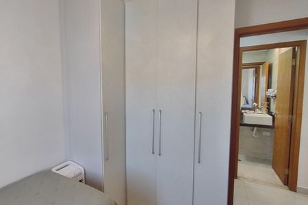 Apartamento à venda com 72m², 2 quartos e 2 vagasQuarto