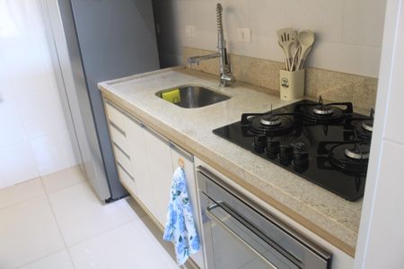 Apartamento à venda com 72m², 2 quartos e 2 vagasCozinha