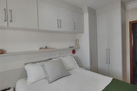 Apartamento à venda com 72m², 2 quartos e 2 vagasSuíte