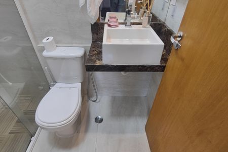 Apartamento à venda com 72m², 2 quartos e 2 vagasBanheiro