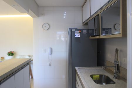 Apartamento à venda com 72m², 2 quartos e 2 vagasCozinha