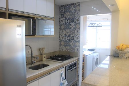 Apartamento à venda com 72m², 2 quartos e 2 vagasCozinha