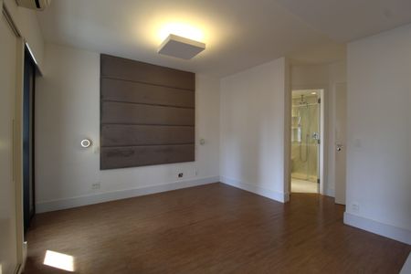 Quarto Suíte de apartamento para alugar com 1 quarto, 105m² em Vila Nova Conceição, São Paulo