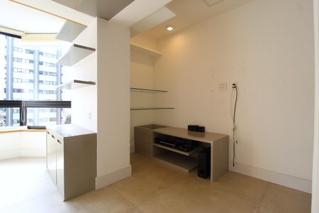 Apartamento para alugar com 105m², 1 quarto e 2 vagasSala