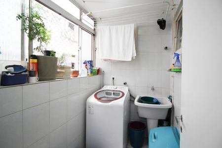 Apartamento à venda com 92m², 3 quartos e 1 vagaÁrea de Serviço