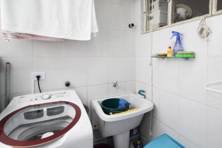 Apartamento à venda com 92m², 3 quartos e 1 vagaÁrea de Serviço