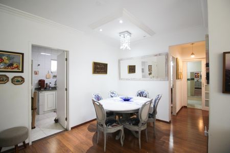 Apartamento à venda com 92m², 3 quartos e 1 vagaSala