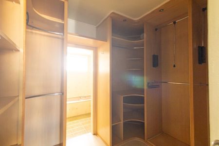 Apartamento para alugar com 292m², 4 quartos e 2 vagasCloset da suíte 1