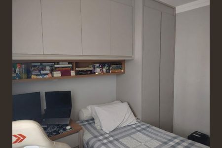 Quarto de apartamento à venda com 3 quartos, 79m² em Vila Osasco, Osasco