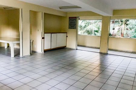 Apartamento para alugar com 46m², 2 quartos e 1 vagaÁrea comum - Salão de festas
