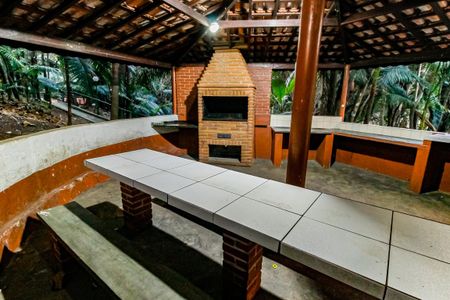 Apartamento para alugar com 46m², 2 quartos e 1 vagaÁrea comum - Churrasqueira