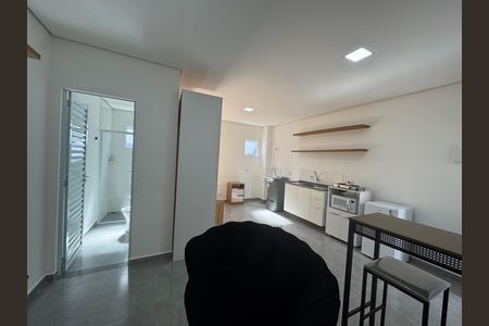 Sala/Cozinha/Quarto de kitnet/studio para alugar com 1 quarto, 25m² em Km 18, Osasco
