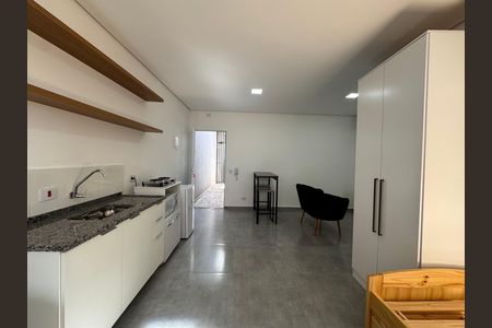 Cozinha de kitnet/studio para alugar com 1 quarto, 25m² em Km 18, Osasco