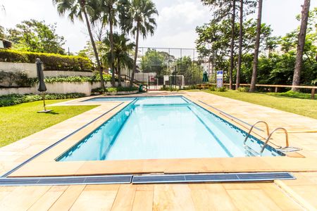 Casa de condomínio à venda com 240m², 3 quartos e 2 vagas Casa de condomínio à venda com 240m², 3 quartos e 2 vagasPiscina
