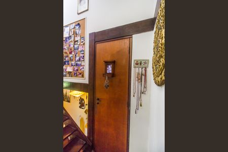 Casa de condomínio à venda com 240m², 3 quartos e 2 vagas Casa de condomínio à venda com 240m², 3 quartos e 2 vagasÁrea comum