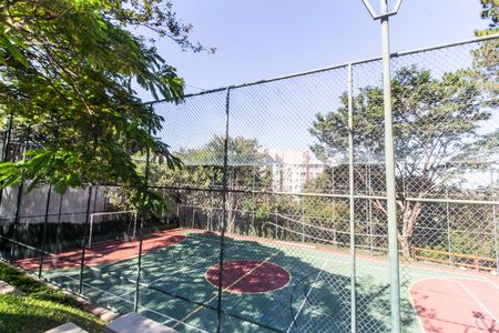 Casa de condomínio à venda com 240m², 3 quartos e 2 vagas Casa de condomínio à venda com 240m², 3 quartos e 2 vagasQuadra Esportiva