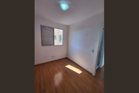 Quarto de apartamento para alugar com 2 quartos, 40m² em São Pedro, Osasco