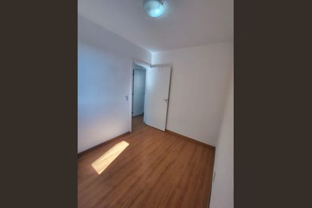 Quarto de apartamento para alugar com 2 quartos, 40m² em São Pedro, Osasco